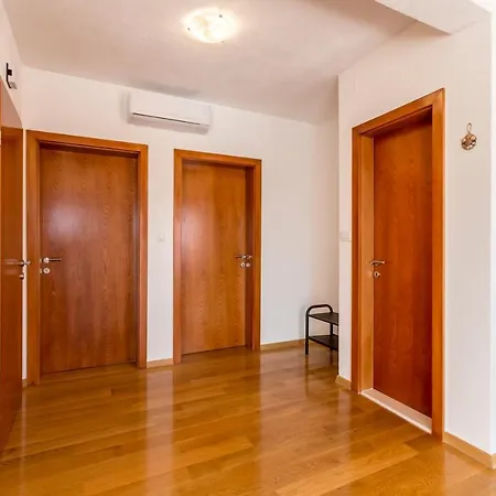 Apartman U Tihom Kraju